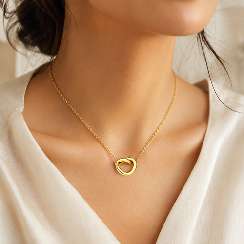 avéline Knot Necklace
